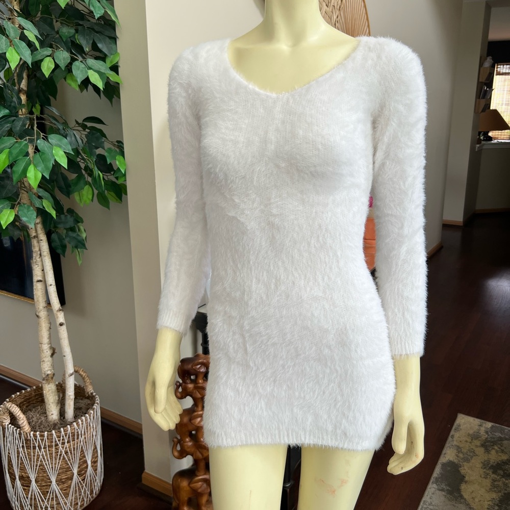 AKIRA WHITE SWEATER DRESS